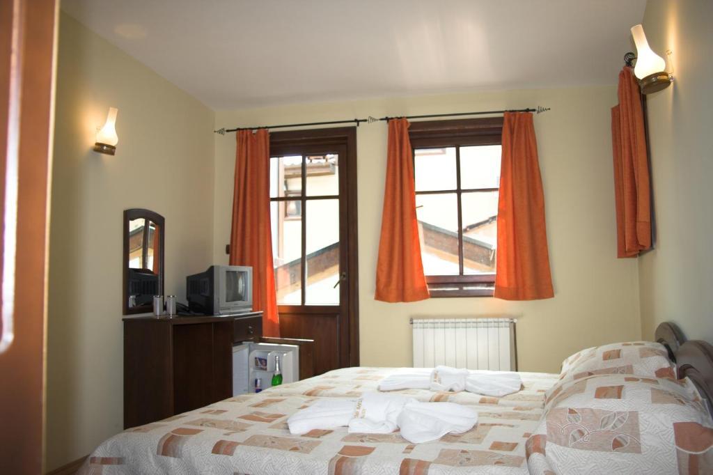 אסנובגראד Hotel Old Times חדר תמונה